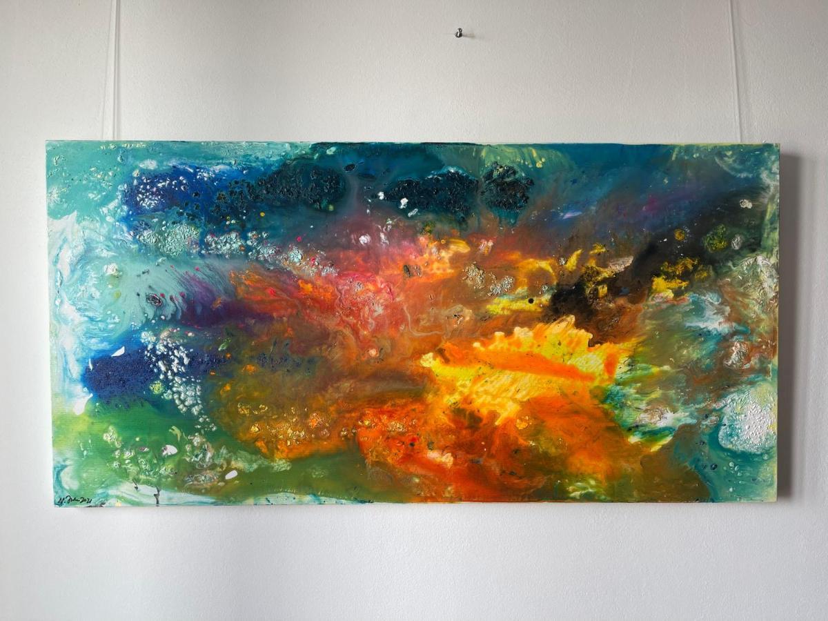 Apartment Happiness By Nicole Jutka, Visual Artist Olimp Ngoại thất bức ảnh